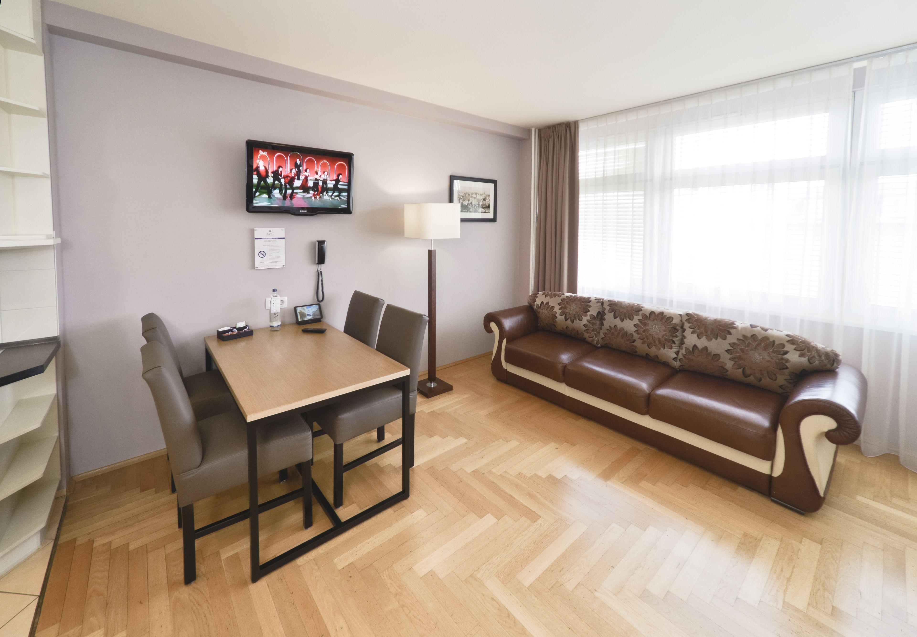 Youth Apartments - Ku'Damm — Fotos 1
